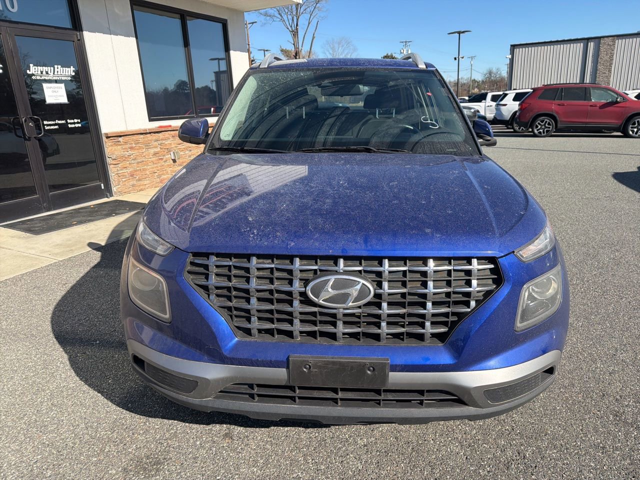 Used 2022 Hyundai Venue SEL image 9