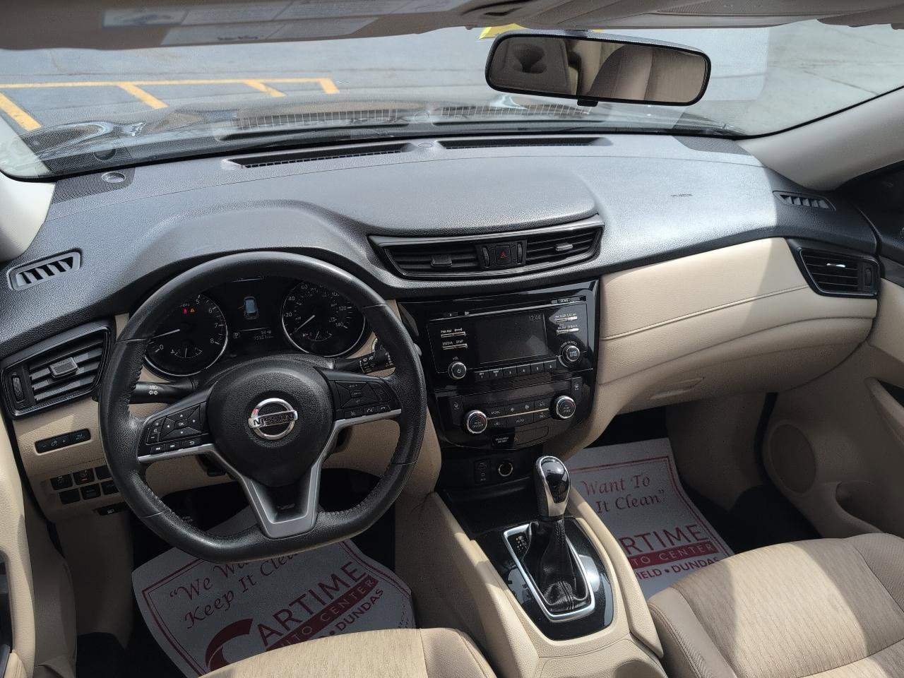 Used 2017 Nissan Rogue SV image 15