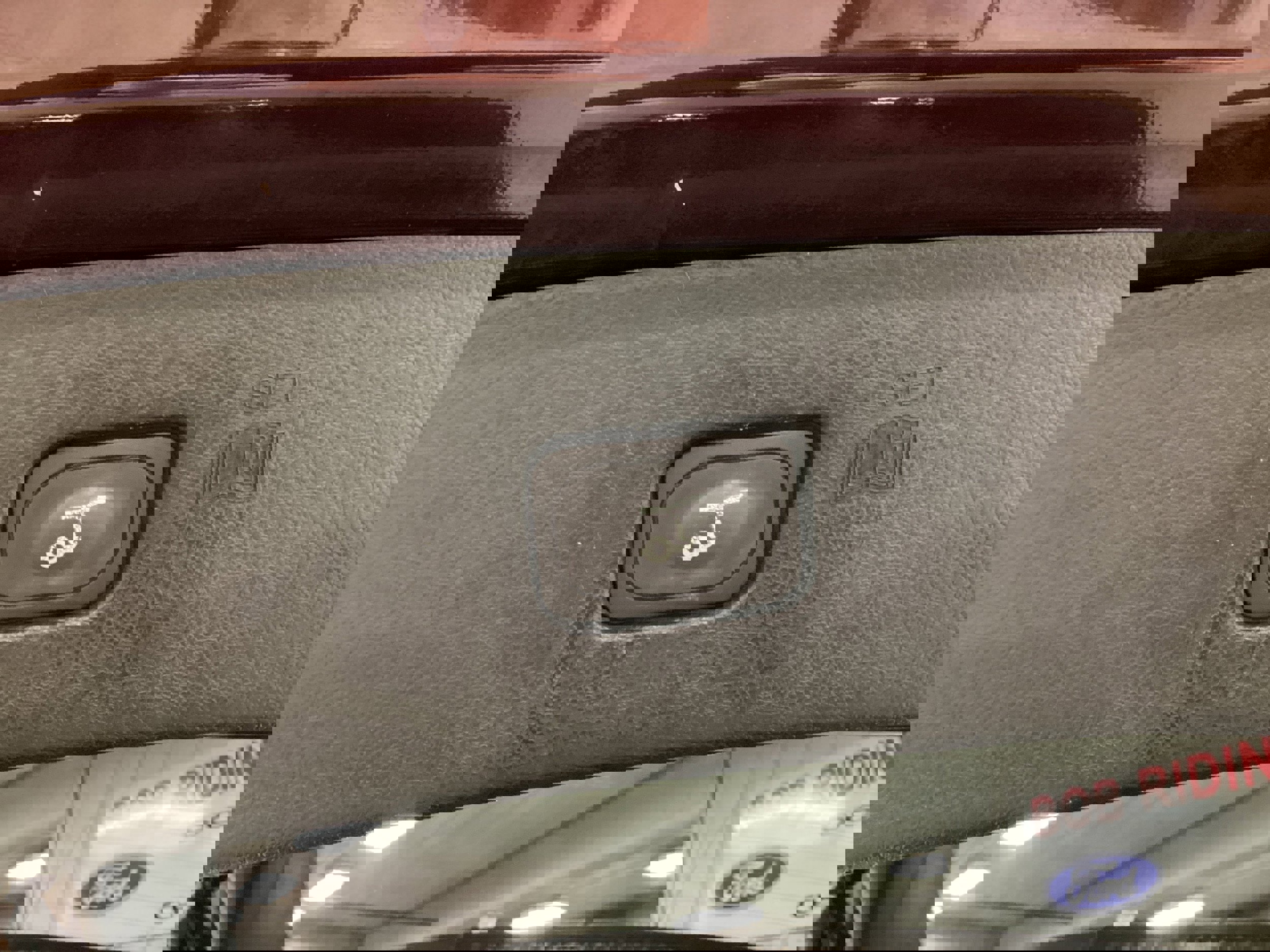 Used 2020 Ford Edge SEL w/ Convenience Package image 6