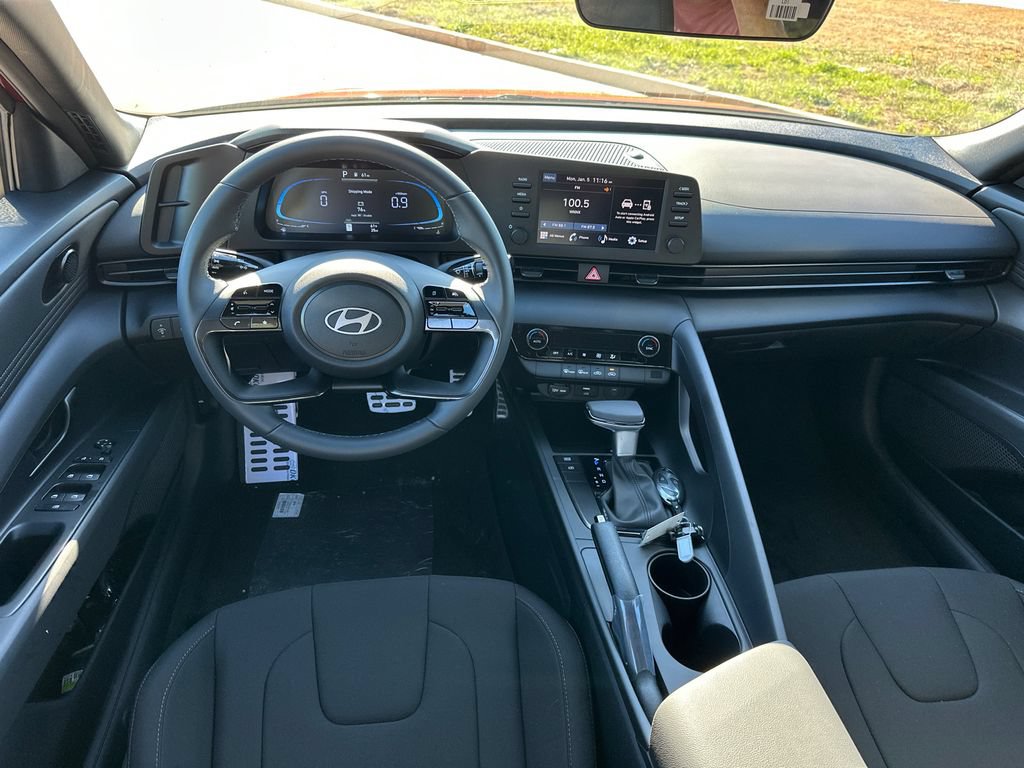 New 2026 Hyundai Elantra Sport FWD image 23