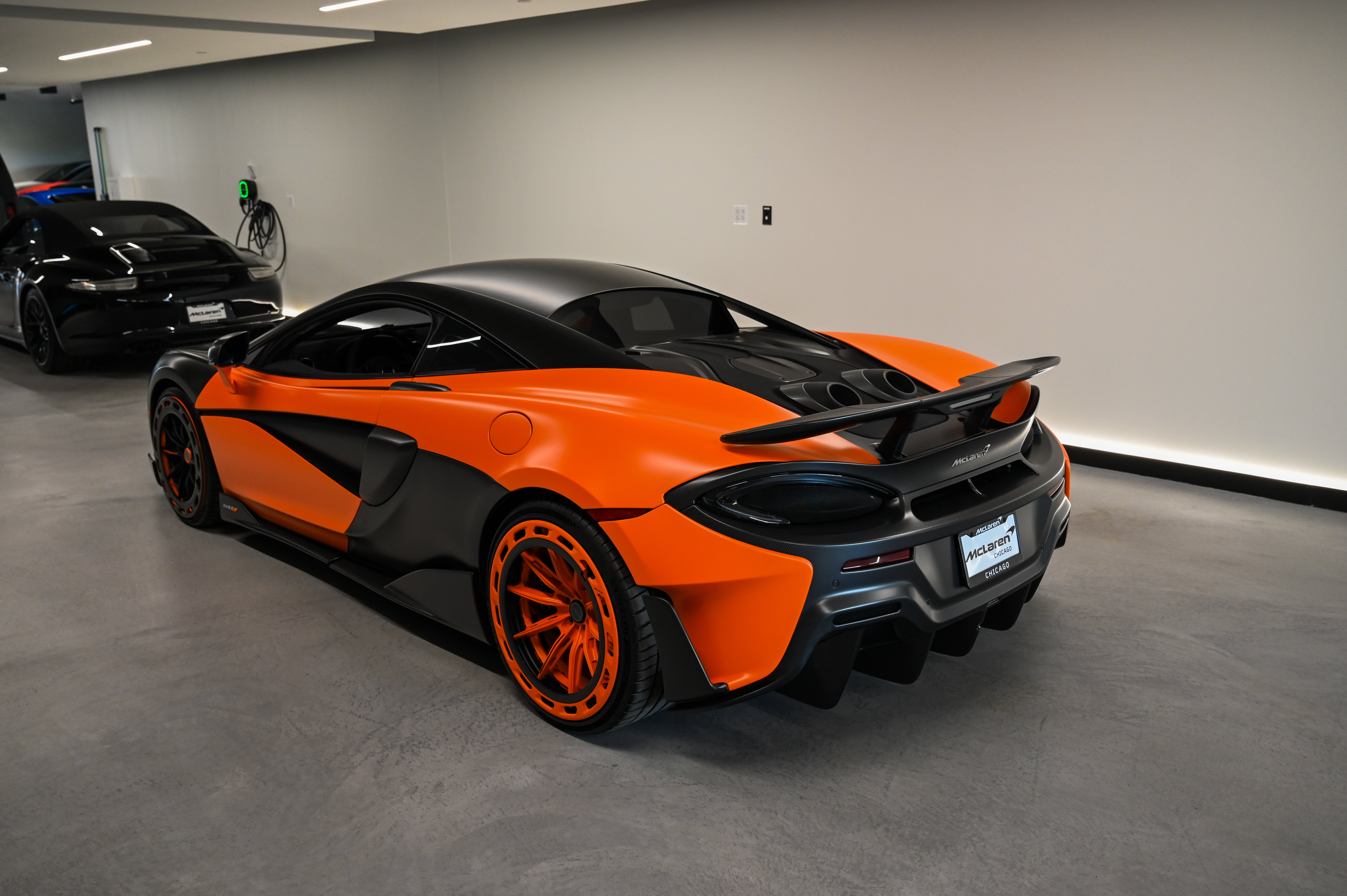 Used 2019 McLaren 600LT RWD image 14