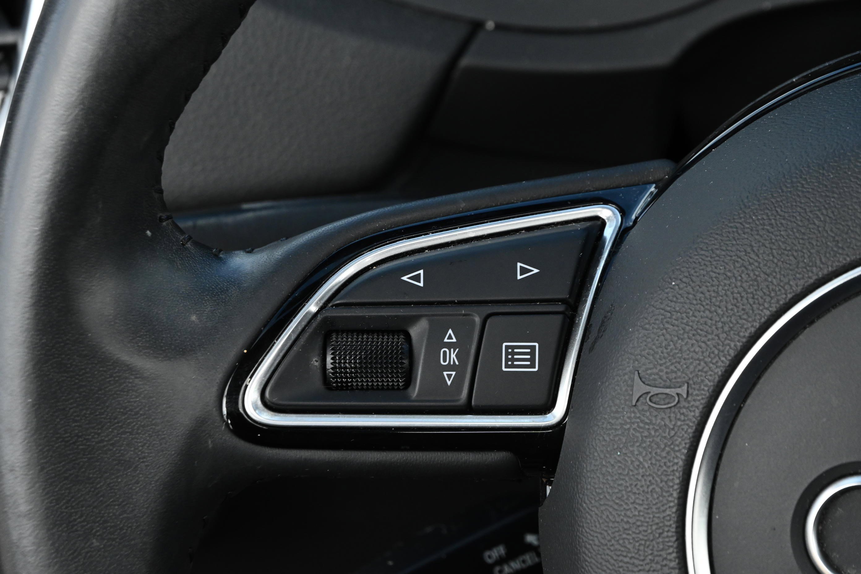 Used 2018 Audi Q3 2.0T Premium w/ Convenience Package image 28