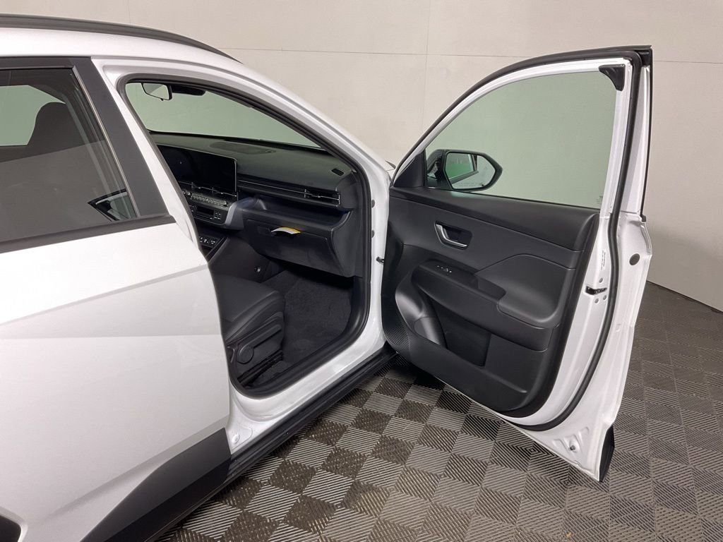 New 2026 Hyundai Kona SEL Premium image 33