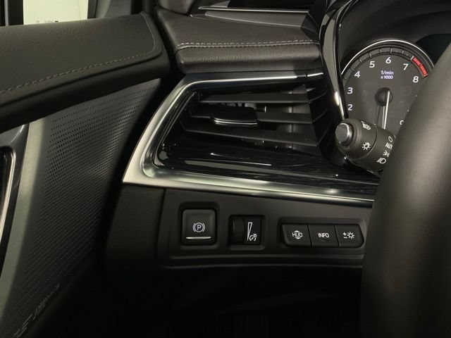 Used 2026 Cadillac XT5 Premium Luxury w/ Driver Assist Package AWD/4WD image 22