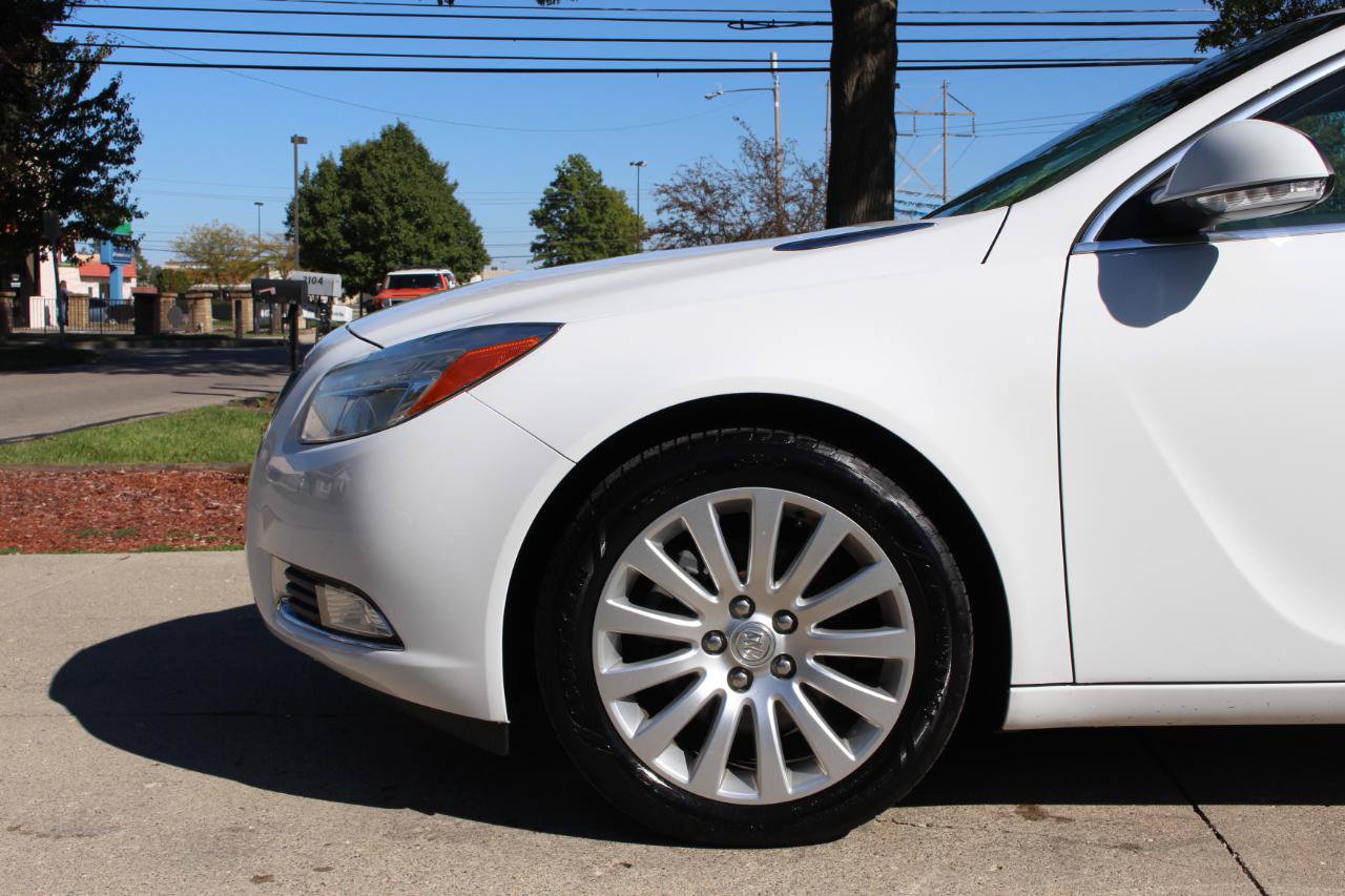 Used 2013 Buick Regal Premium FWD image 46