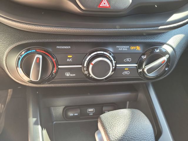 Used 2025 Kia Soul LX w/ LX Technology Package image 23