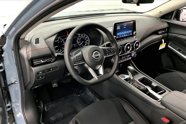 New 2025 Nissan Sentra SR image 6