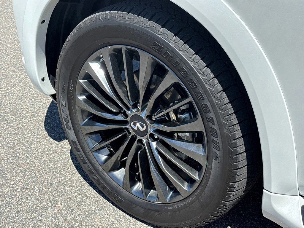 Used 2021 INFINITI QX80 Premium Select w/ All-Season Package AWD/4WD image 24