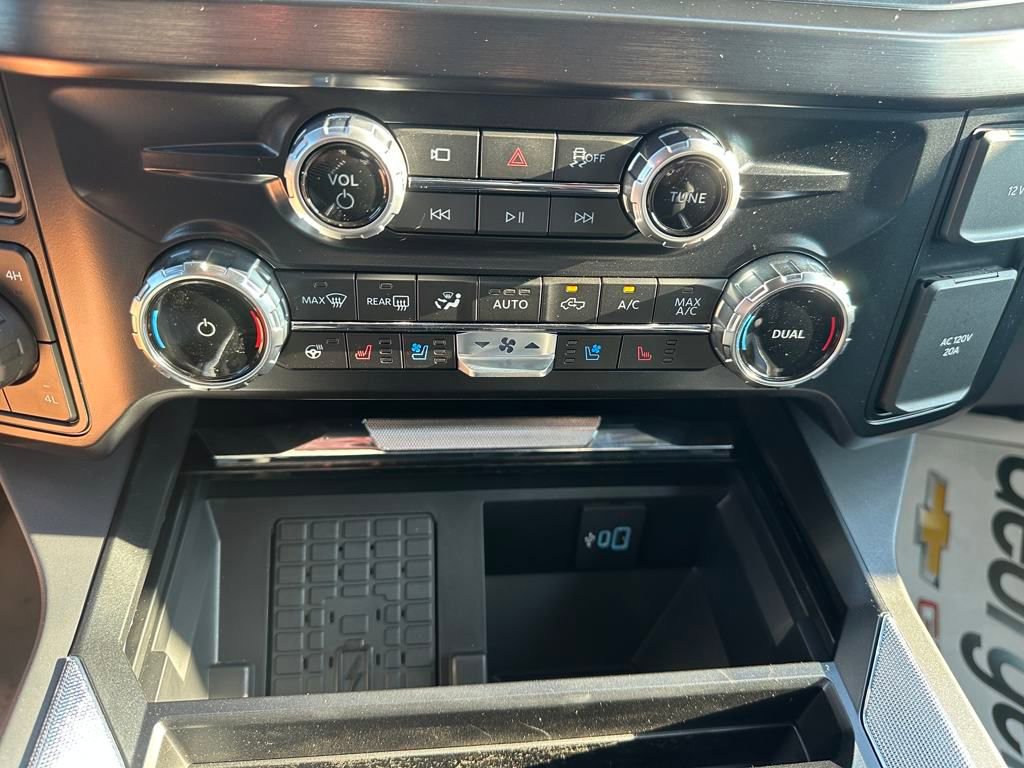 New 2025 Ford F350 Lariat w/ Lariat Ultimate Package image 10