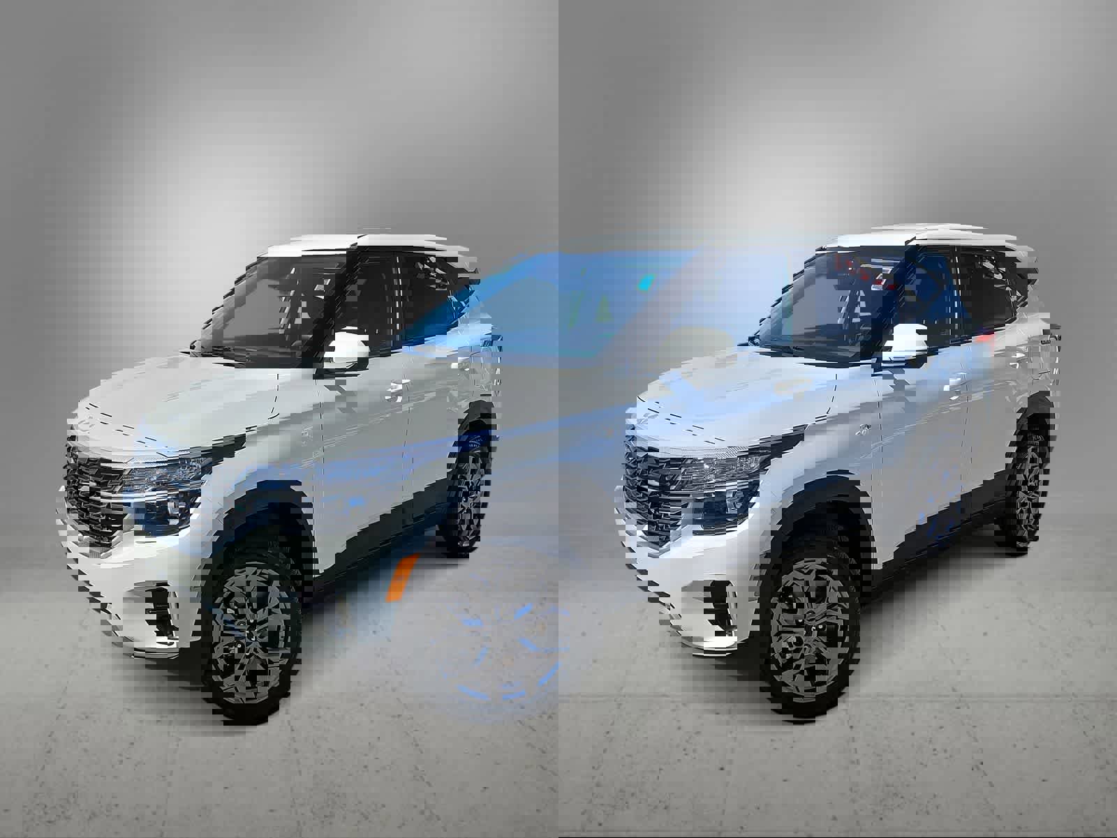 Used 2024 Kia Seltos LX image 2