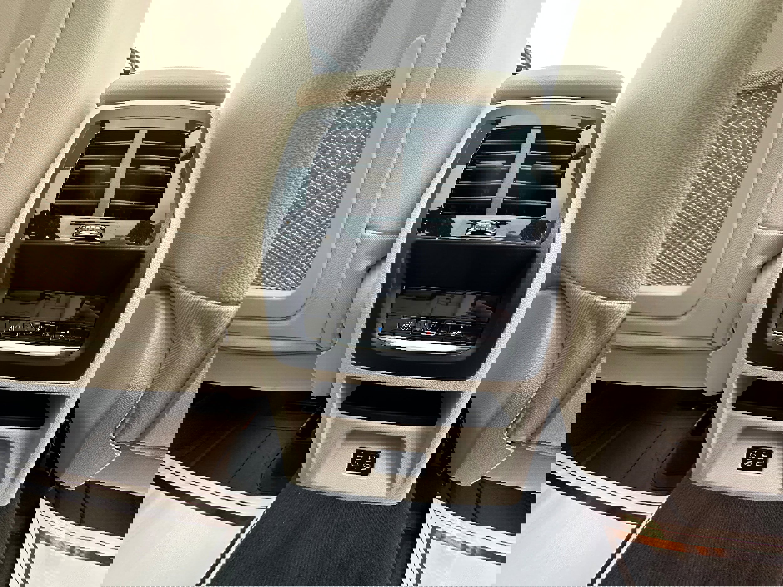 Used 2022 BMW X3 xDrive30i w/ Convenience Package image 23