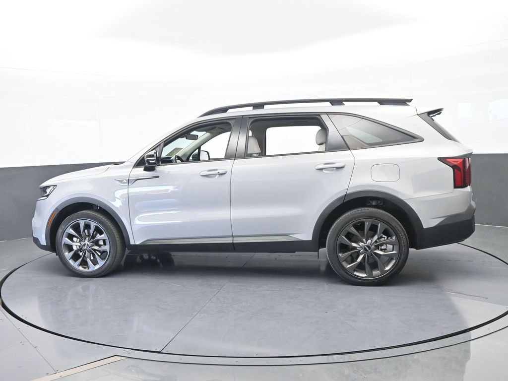 Used 2023 Kia Sorento X-Line EX image 3