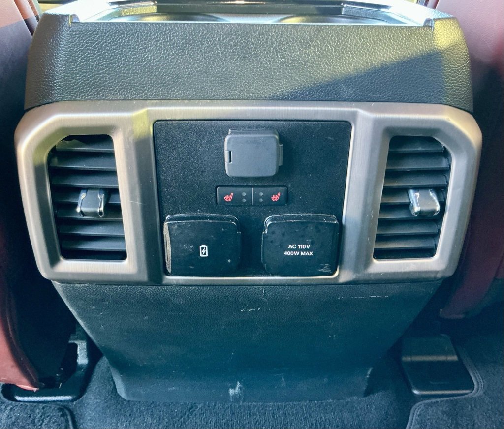 Used 2022 Ford F350 Platinum image 34