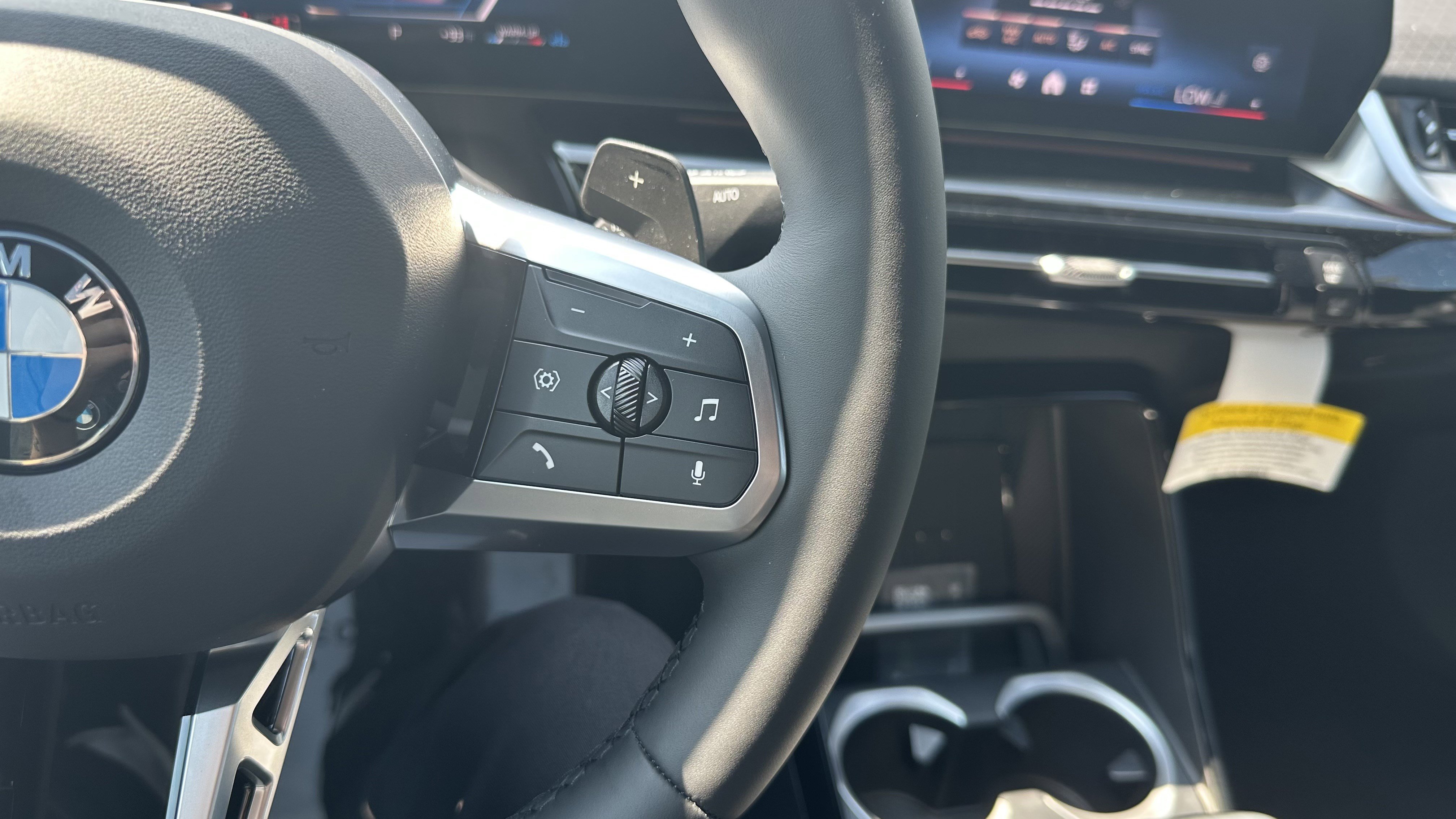 Used 2026 BMW X2 xDrive28i w/ Technology Package image 18