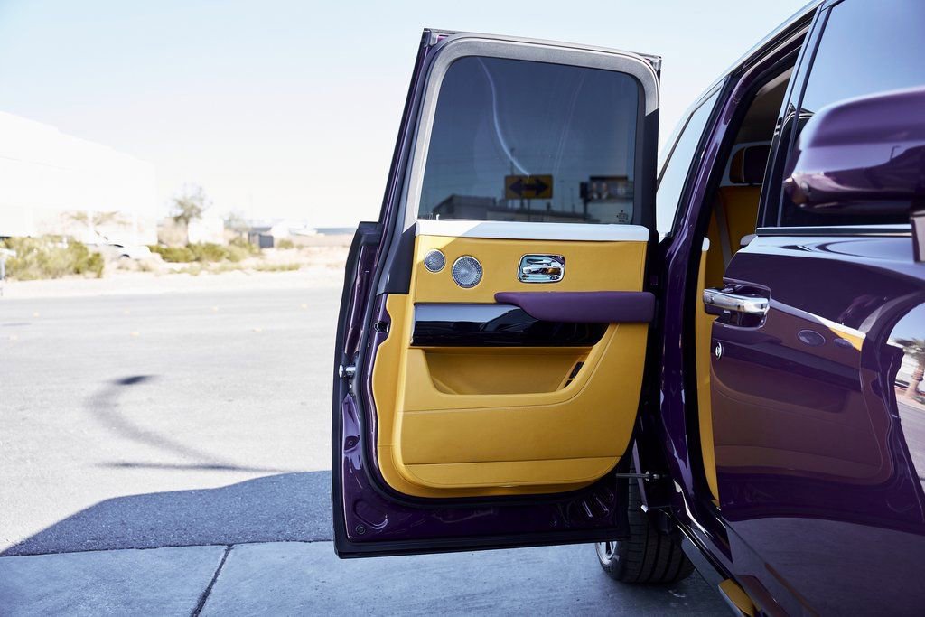 Used 2025 Rolls-Royce Cullinan image 25