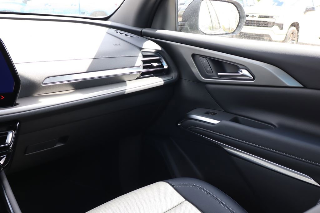 New 2026 Chevrolet Traverse LT FWD image 46