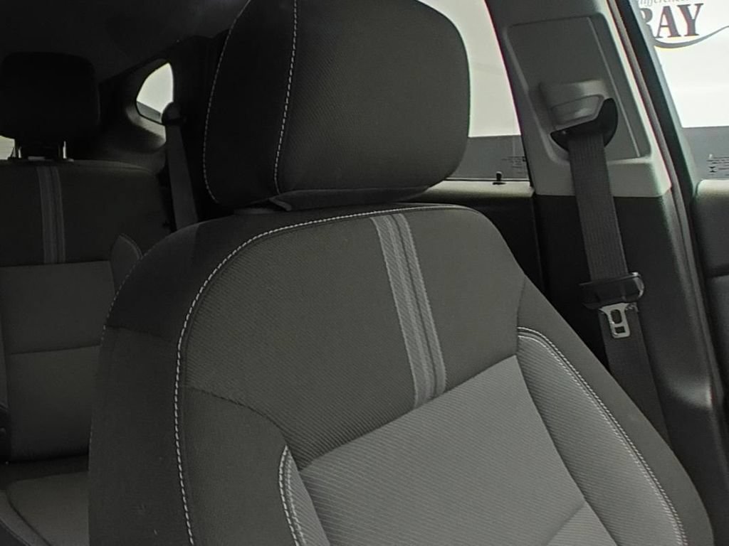 Used 2025 Chevrolet Blazer LT AWD/4WD image 11