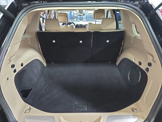 Used 2019 Jeep Grand Cherokee Limited w/ Trailer Tow Group IV image 14