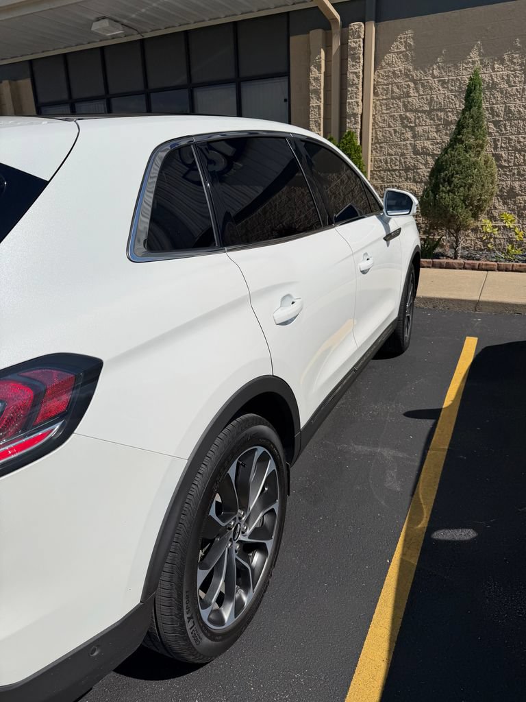 Used 2021 Lincoln Nautilus Reserve w/ Equipment Group 201A FWD image 6