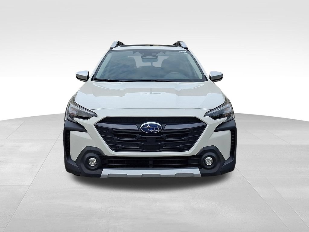Used 2023 Subaru Outback Touring AWD/4WD image 2