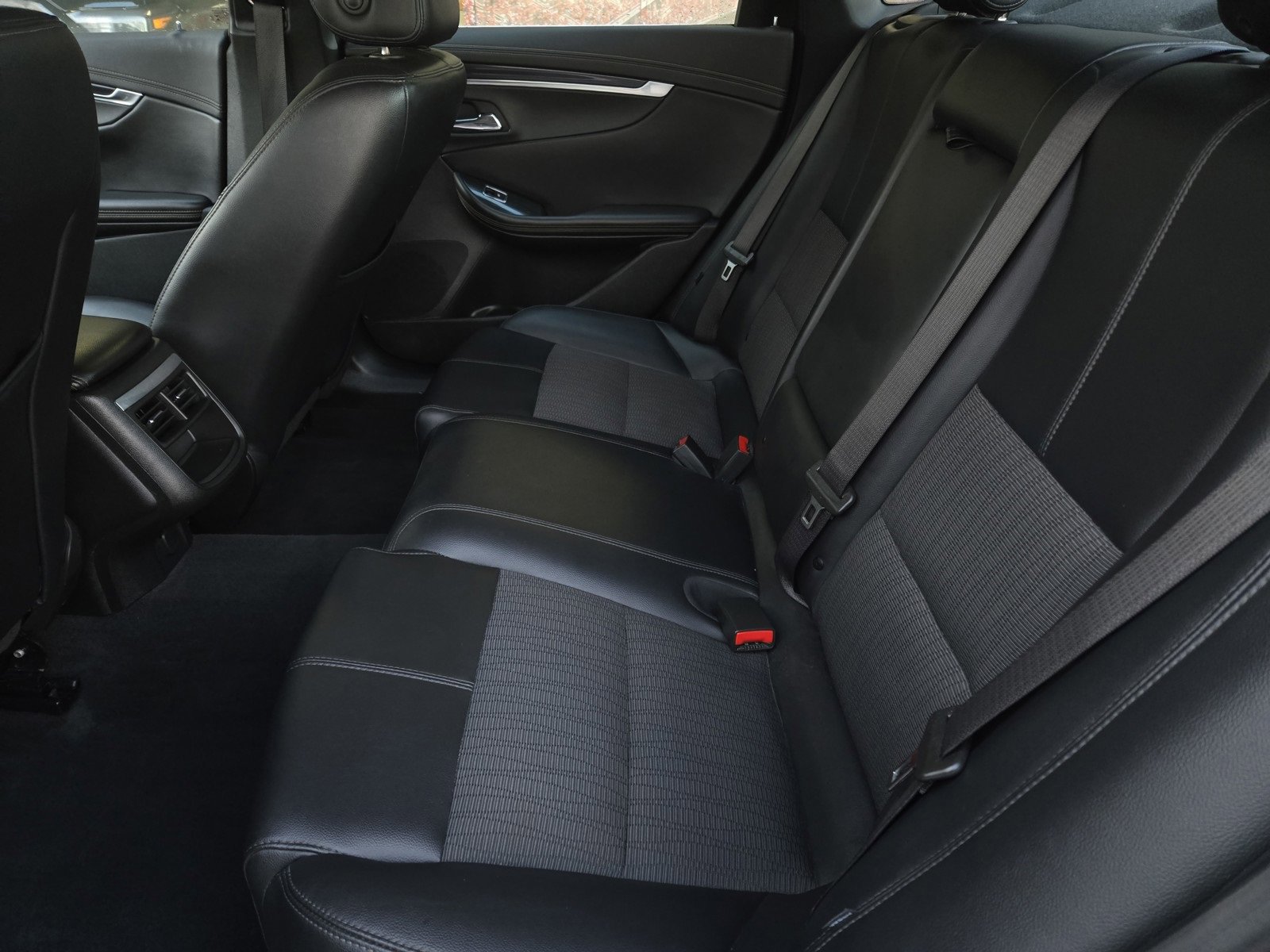 Used 2020 Chevrolet Impala LT image 10