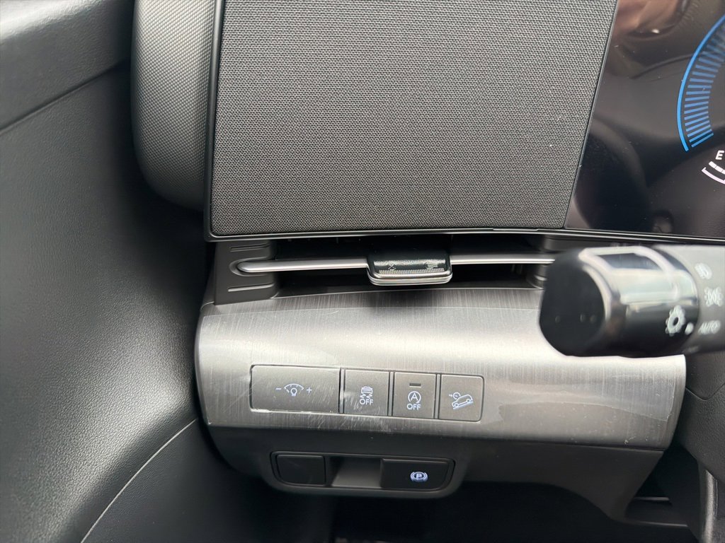 New 2026 Hyundai Kona SE image 27