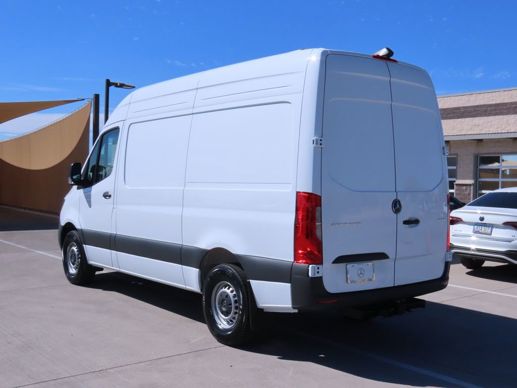 Used 2025 Mercedes-Benz Sprinter 2500 image 7