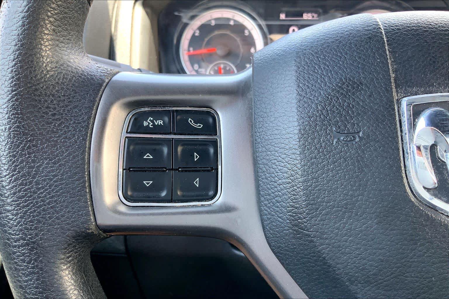 Used 2024 RAM 1500 Warlock AWD/4WD image 24