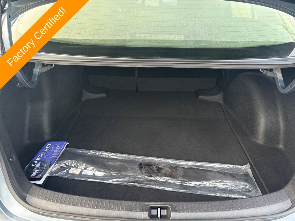 Used 2025 Toyota Corolla LE image 24