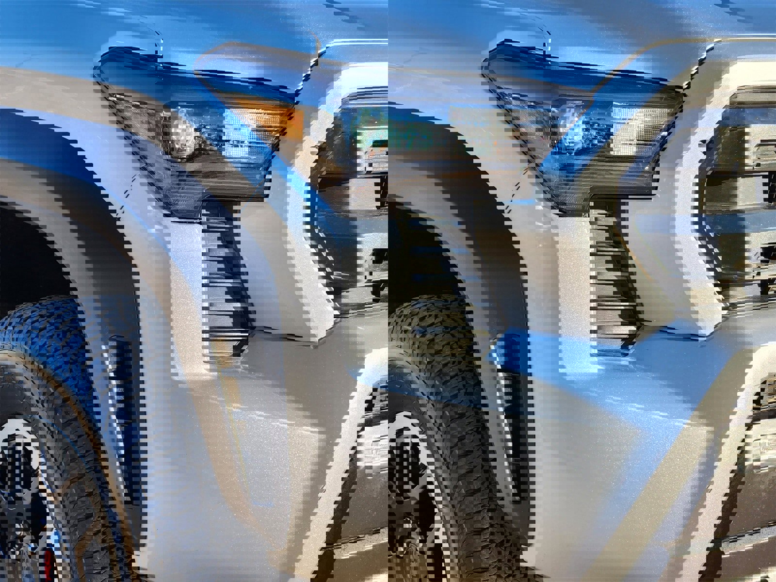 Used 2025 Toyota Tacoma TRD Off-Road image 9