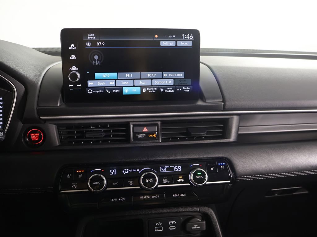 Used 2025 Honda Pilot Elite image 57