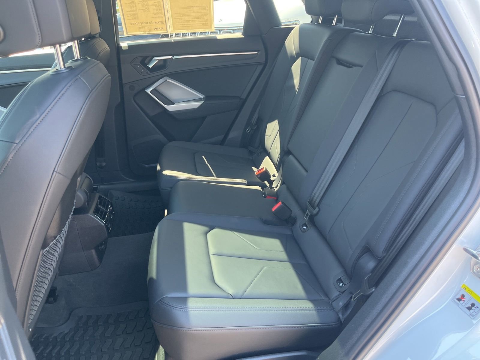 Used 2025 Audi Q3 2.0T Premium w/ Convenience Package image 29