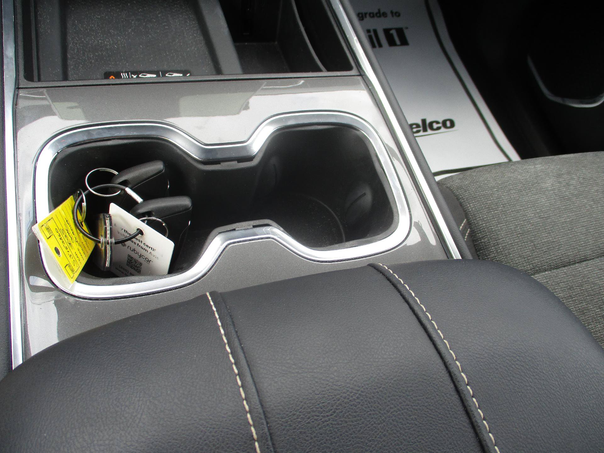 Used 2025 GMC Acadia Elevation FWD image 19