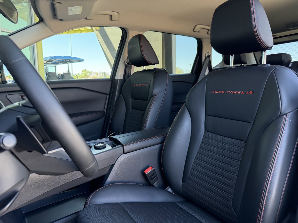 Used 2025 Nissan Rogue SV AWD/4WD image 33