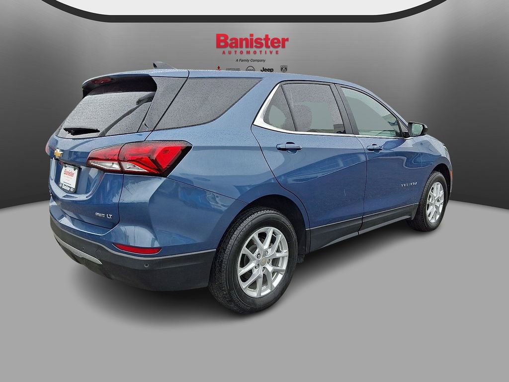 Used 2024 Chevrolet Equinox LT AWD/4WD image 4