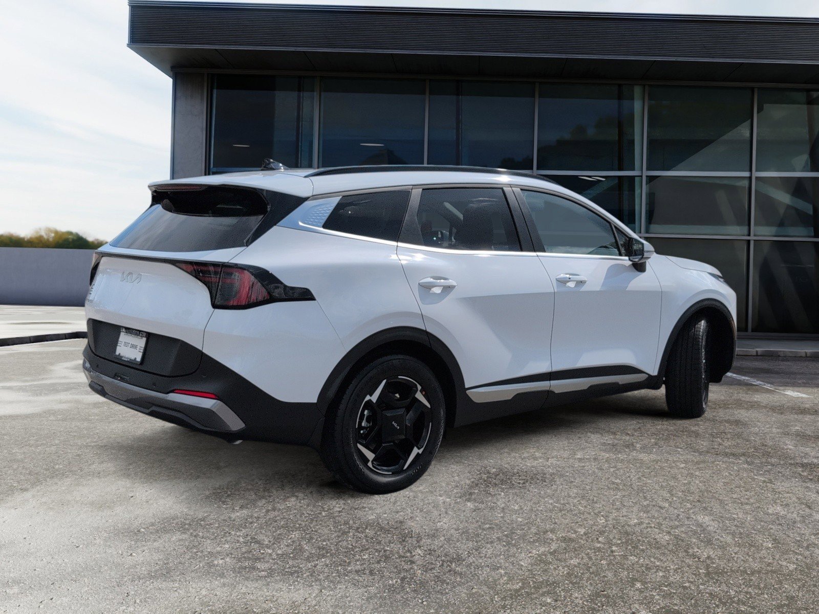 New 2026 Kia Sportage EX image 4