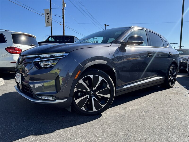 Used 2023 VinFast VF 8 Plus AWD/4WD image 1