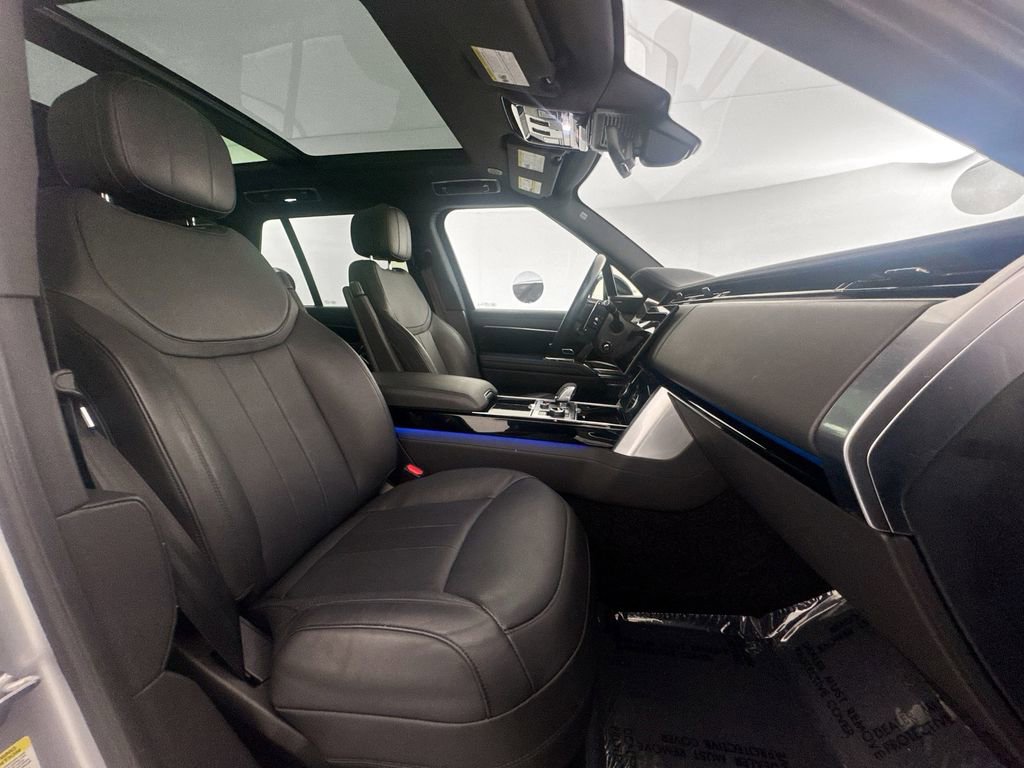 Certified 2023 Land Rover Range Rover SE AWD/4WD image 28