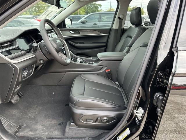 New 2024 Jeep Grand Cherokee Limited 4xe w/ Luxury Tech Group II image 10