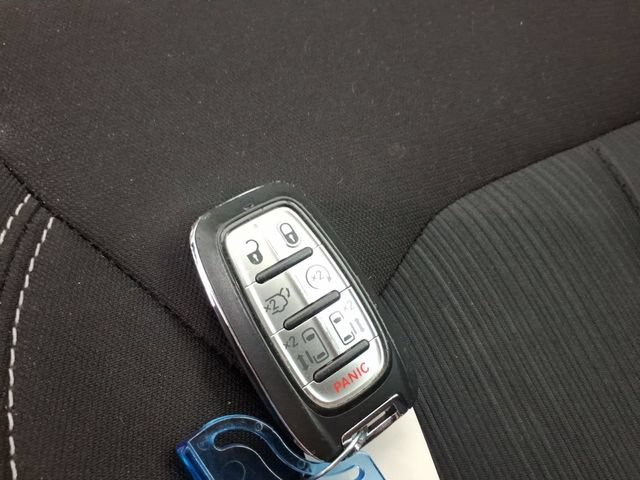 Used 2023 Chrysler Voyager LX FWD image 26