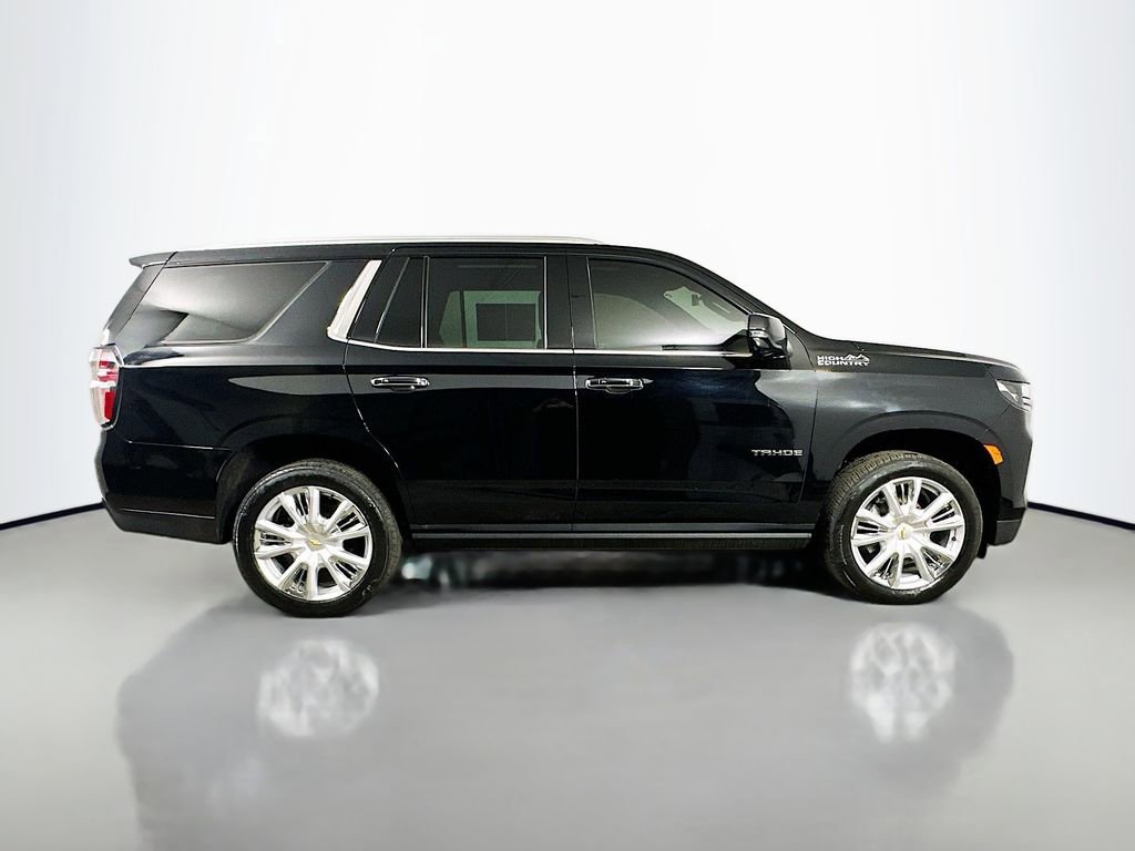 Used 2024 Chevrolet Tahoe High Country AWD/4WD image 7
