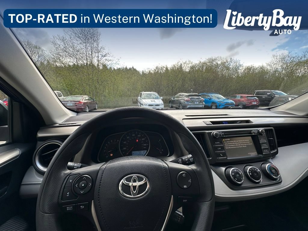 Used 2014 Toyota RAV4 LE FWD image 13