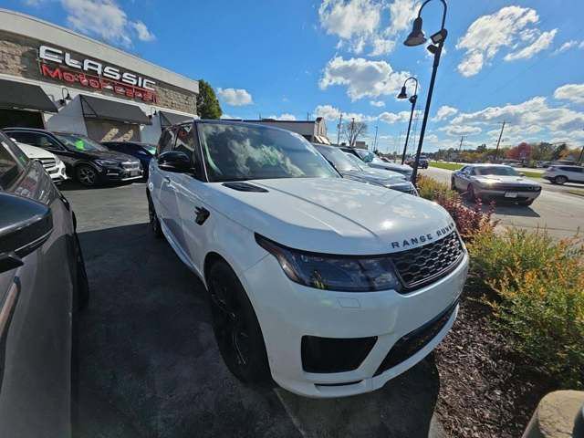 Used 2020 Land Rover Range Rover Sport HST image 2