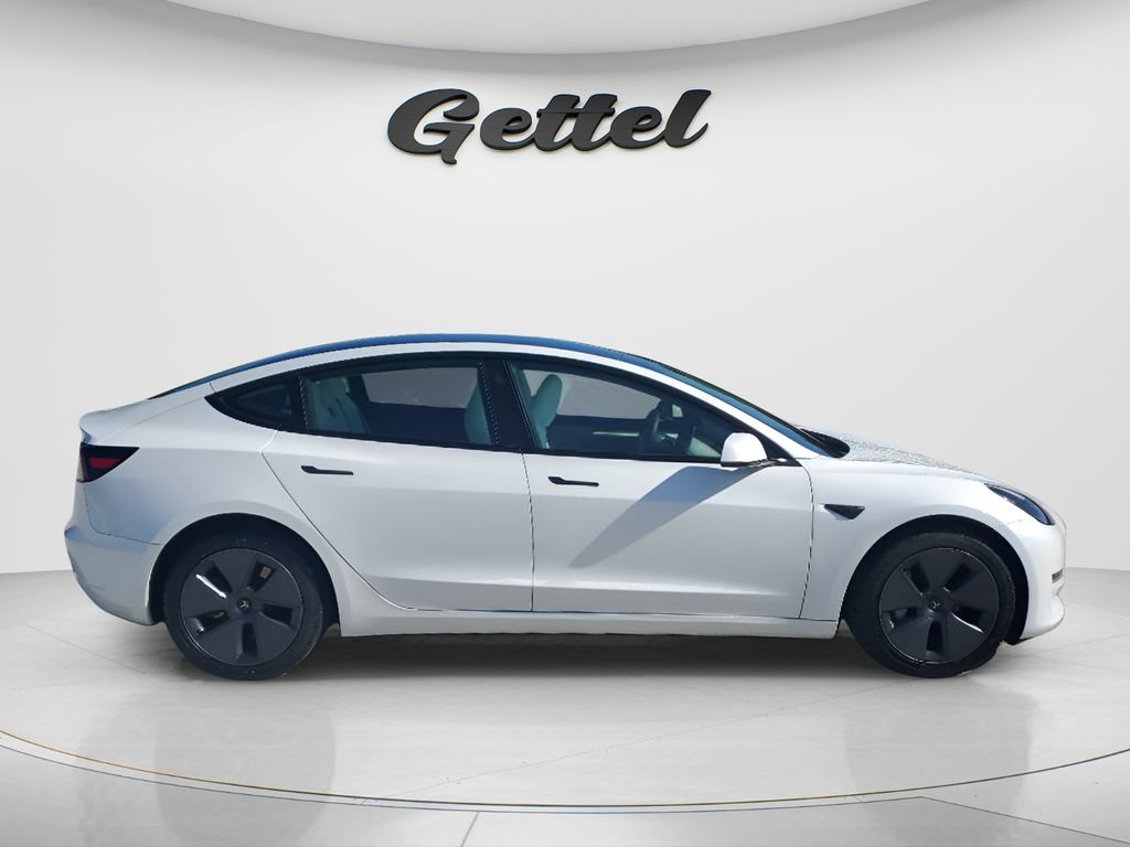 Used 2023 Tesla Model 3 Standard Range RWD image 4