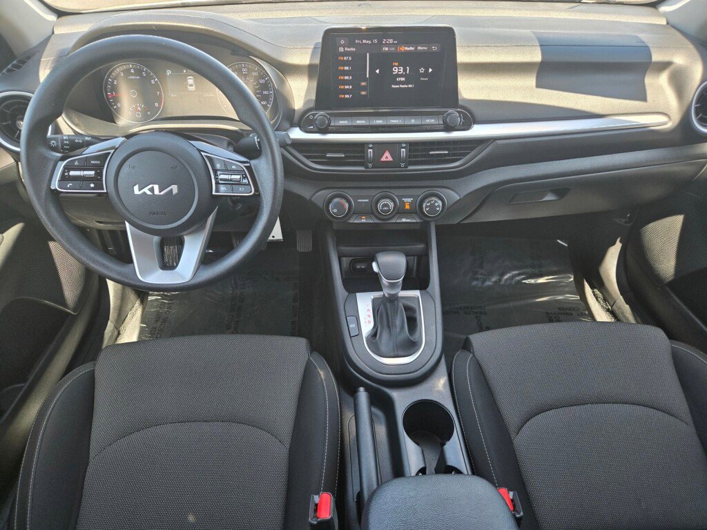 Used 2023 Kia Forte LXS FWD image 10
