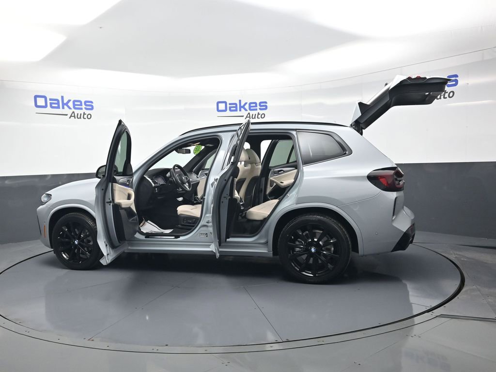 Used 2024 BMW X3 xDrive30i w/ Premium Package image 57