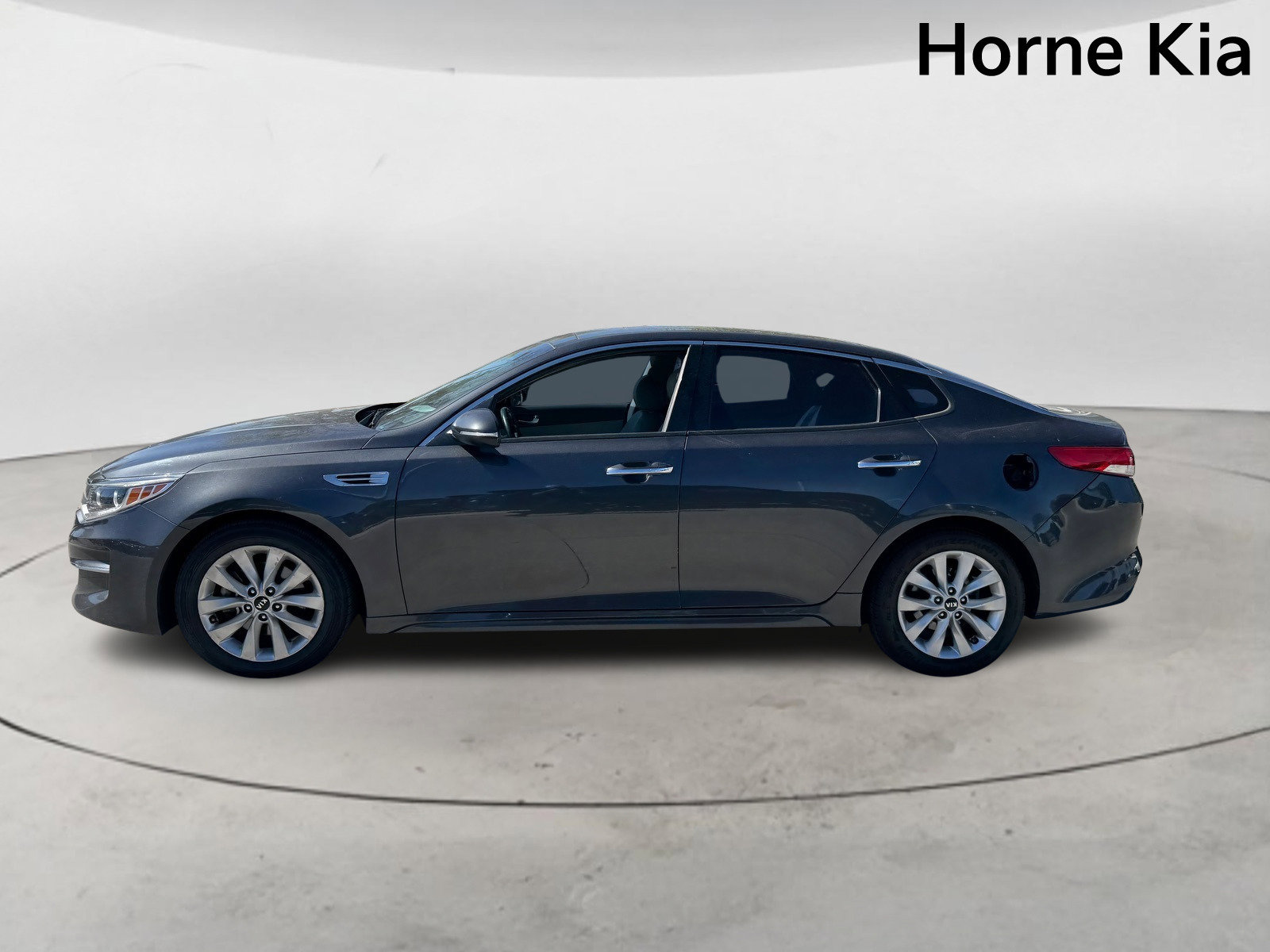 Used 2017 Kia Optima EX w/ Premium Package image 6