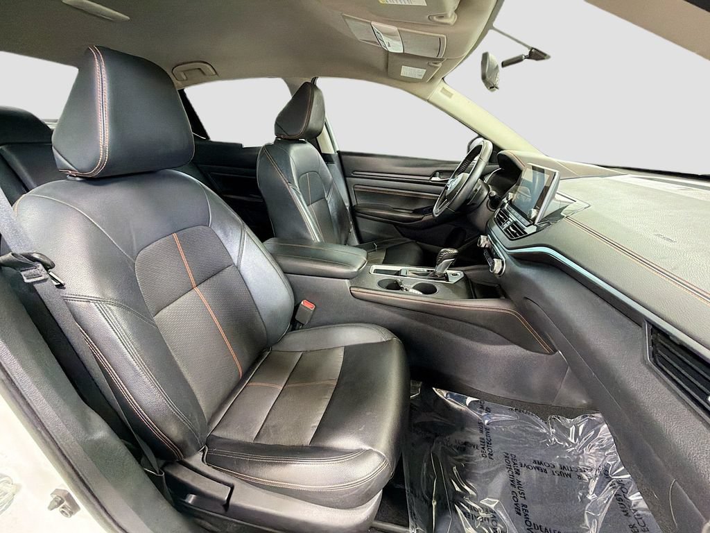 Used 2019 Nissan Altima 2.5 SR FWD image 26
