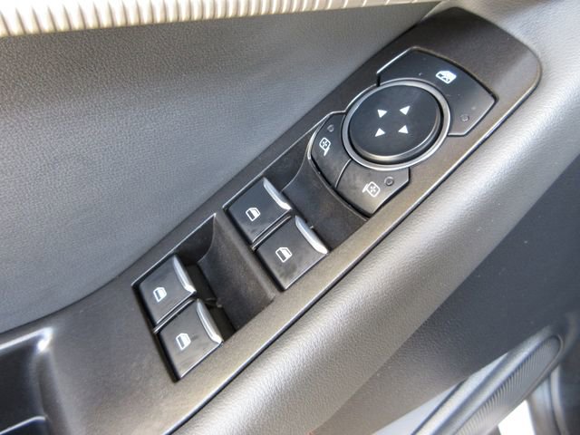 Certified 2025 Ford Explorer Active w/ Active Comfort Package RWD image 10