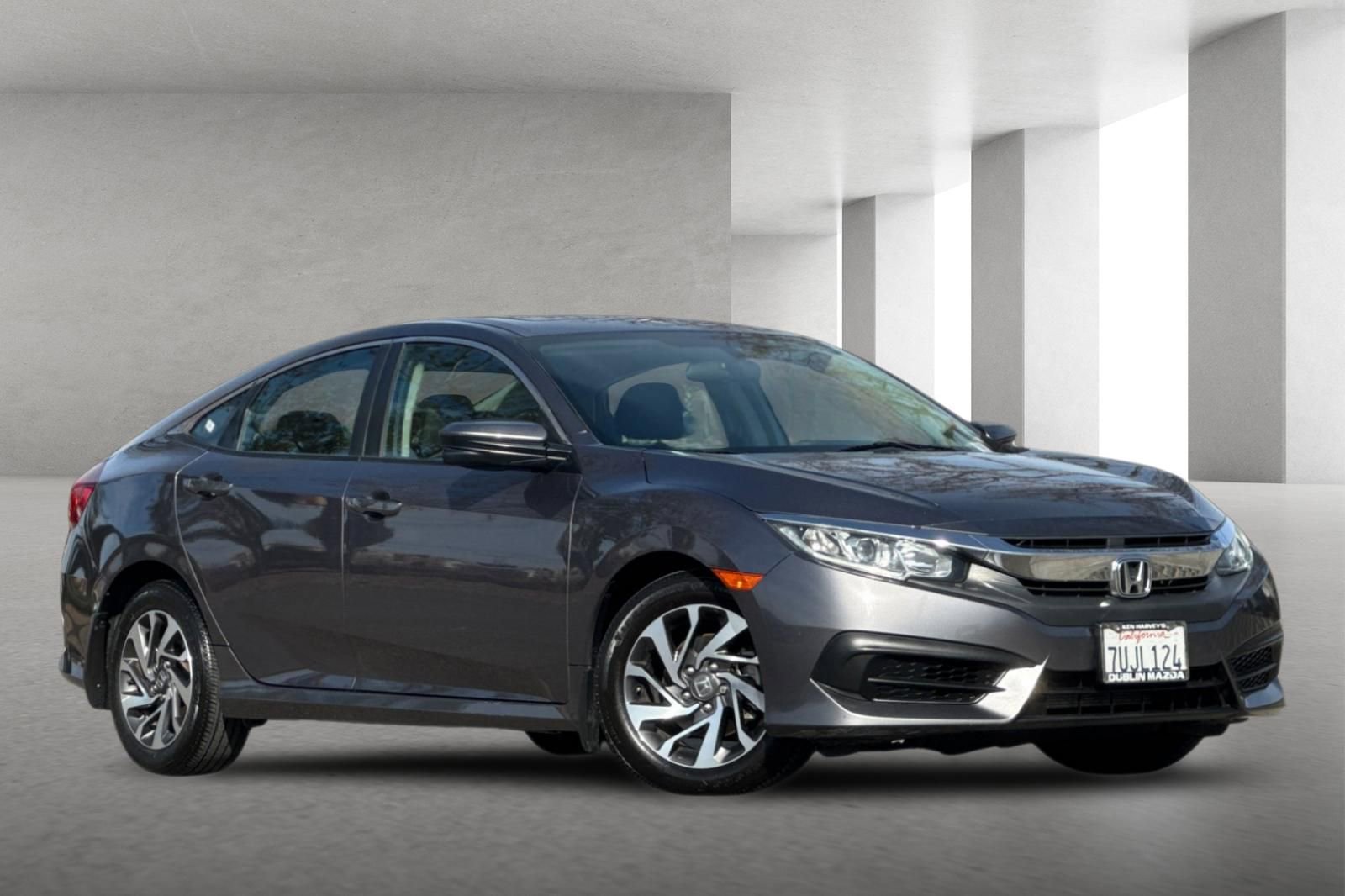 Used 2016 Honda Civic EX image 2